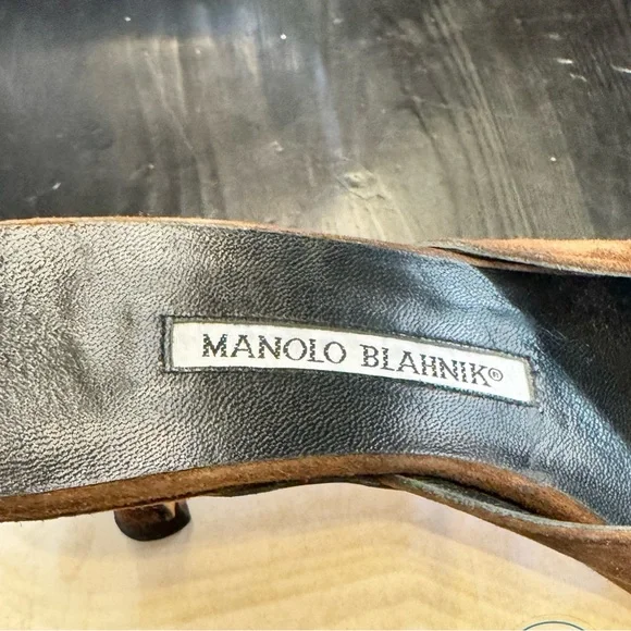 EUC Manolo Blahnik Brown Suede Kitten Heel Pointy Toe Slides- EU Size 38.5 - Picture 4 of 11
